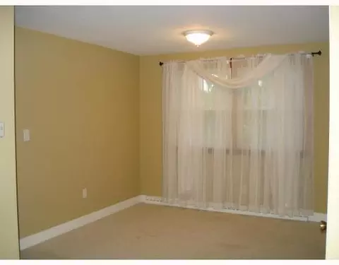1235 Torrence Dr, Springfield, OH 45503 photo 2