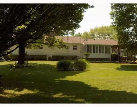 2157 W Mile Rd, Springfield, OH 45503 photo 12