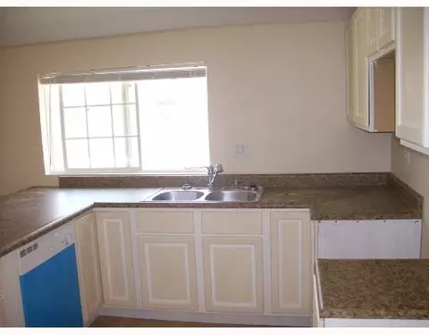 723 Dixie Ave, Troy, OH 45373 photo 3