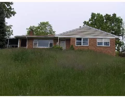 2120 Snyder Domer Rd, Springfield, OH 45502 photo 2