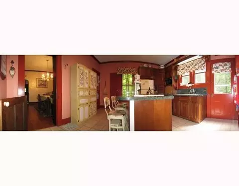 2754 N Limestone St, Springfield, OH 45503 photo 5