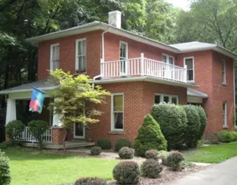 2754 N Limestone St, Springfield, OH 45503 photo 1