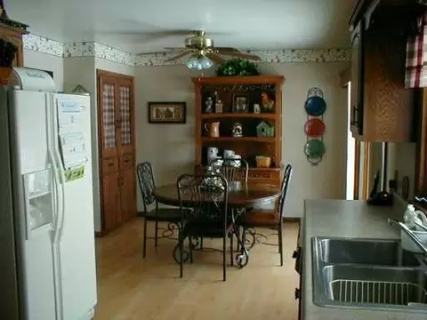 623 Cherry, Celina, OH 45822 photo 3