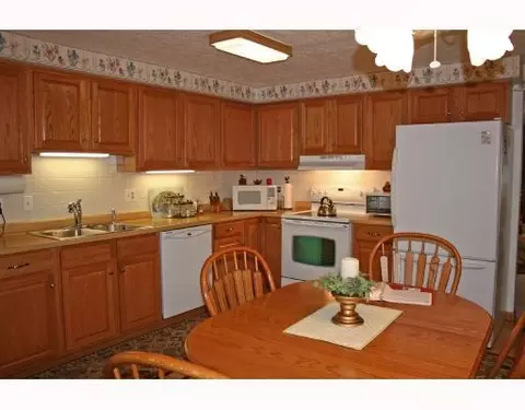 5502 Ridgewood Rd W, Springfield, OH 45503 photo 4