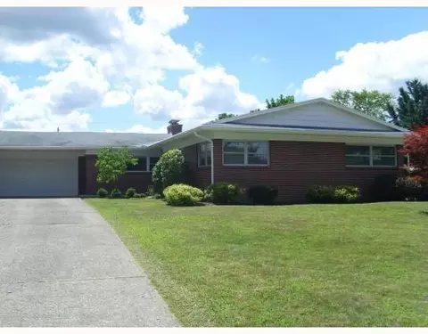 737 Village, Springfield, OH 45504 photo 1
