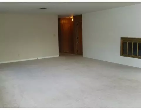 737 Village, Springfield, OH 45504 photo 4