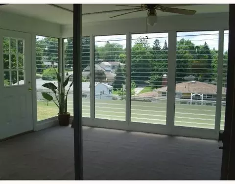 737 Village, Springfield, OH 45504 photo 5