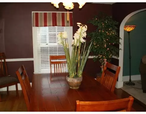 2113 Maiden Ln, Springfield, OH 45504 photo 9