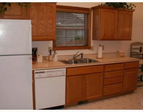 4776 Snider Rd, Fairborn, OH 45324 photo 2