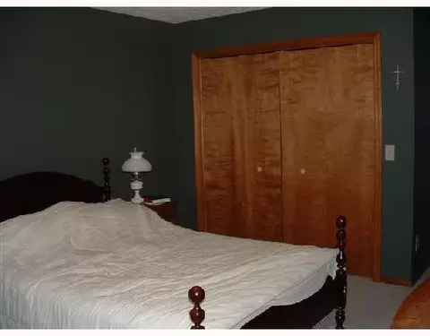 2868 Meadowgate Dr, Springfield, OH 45502 photo 9