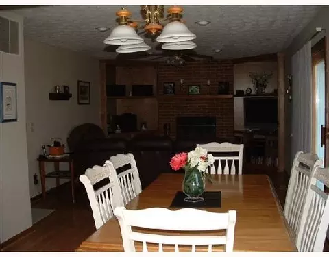 2868 Meadowgate Dr, Springfield, OH 45502 photo 6