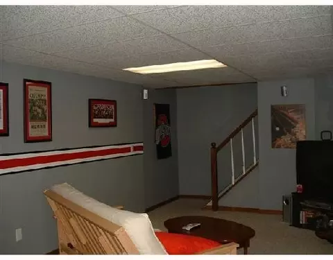 2868 Meadowgate Dr, Springfield, OH 45502 photo 8