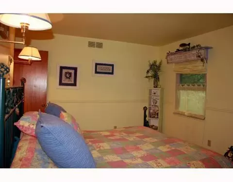1720 E Mile, Springfield, OH 45503 photo 9