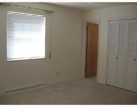 2909 Wellsford Ln, Springfield, OH 45503 photo 5