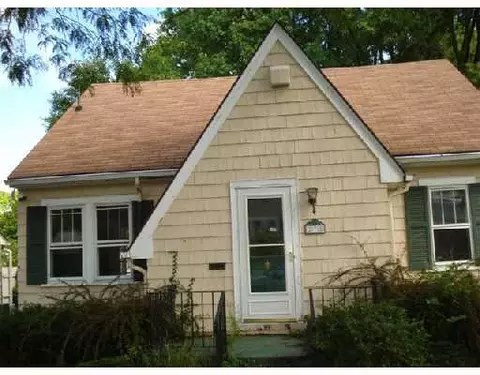 278 W Third St, Springfield, OH 45504 photo 2