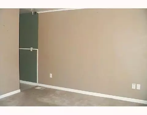131 Sturgeon St, Springfield, OH 45506 photo 2