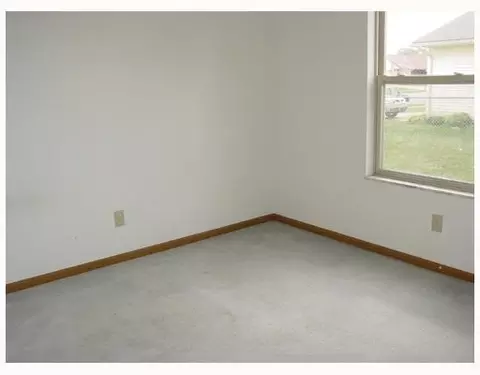 1325 Willow Pl, Sidney, OH 45365 photo 8