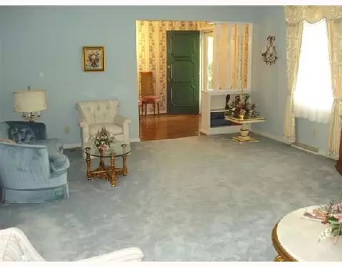 3465 Heatherwood, Springfield, OH 45503 photo 4