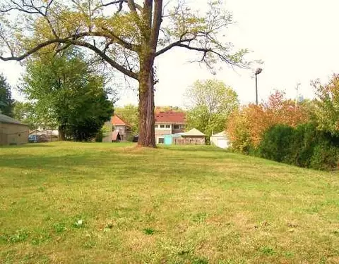 1775 S Limestone, Springfield, OH 45506 photo 1