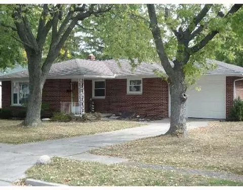 658 N Walnut St, Celina, OH 45822 photo 1