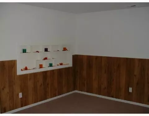 2735 Van Buren, Springfield, OH 45505 photo 2
