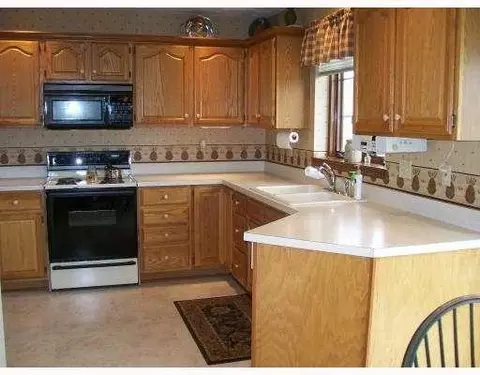 3111 Campbell Dr, Springfield, OH 45503 photo 4