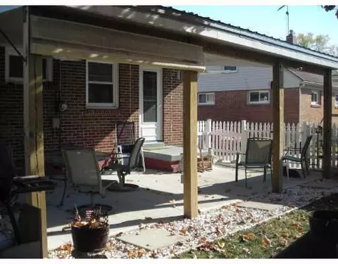 4849 Westmont, Springfield, OH 45503 photo 2