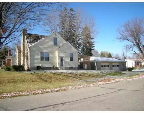 3658 Redwood Blvd, Springfield, OH 45503 photo 2