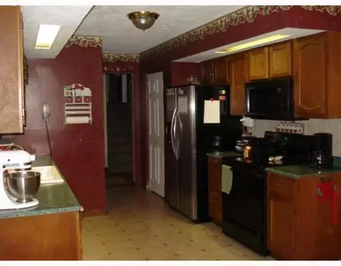 3645 Madrid St, Springfield, OH 45502 photo 4
