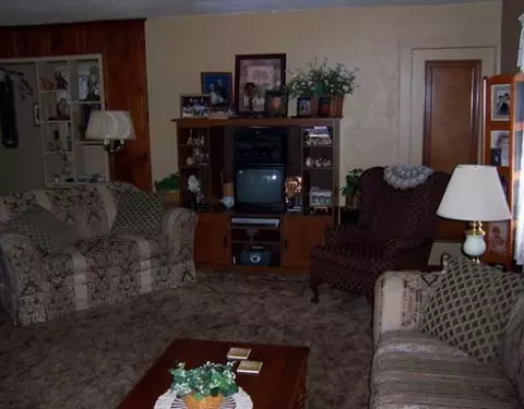3593 Mechanicsburg Rd, Springfield, OH 45502 photo 3