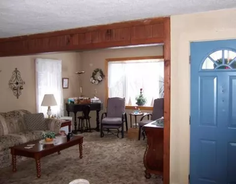 3593 Mechanicsburg Rd, Springfield, OH 45502 photo 2