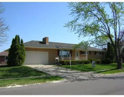 1614 Biscayne Dr, Springfield, OH 45503 photo 1