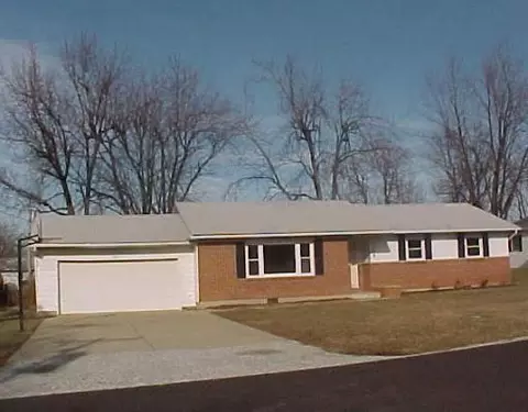 204 E Walnut, Anna, OH 45302 photo 1