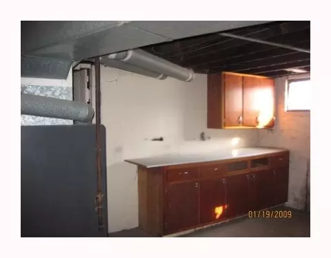1427 E High, Springfield, OH 45505 photo 6