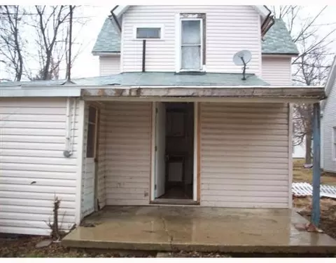 703 W Southern, Springfield, OH 45506 photo 2