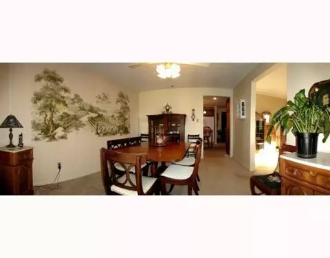 2773 S Burnett Rd, Springfield, OH 45505 photo 5