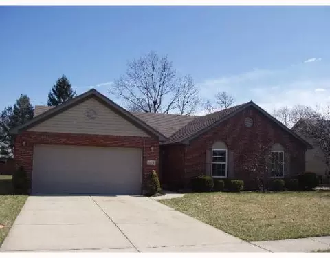 135 Hampton Pl, Troy, OH 45373 photo 1