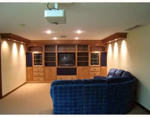 495 Tollhouse Rd, Springfield, OH 45504 photo 6