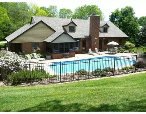 495 Tollhouse Rd, Springfield, OH 45504 photo 3