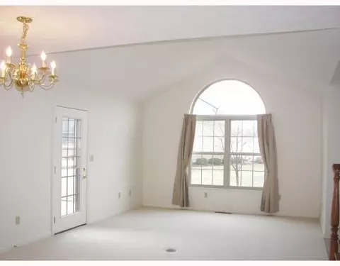 703 Deerfield #703, Springfield, OH 45503 photo 5