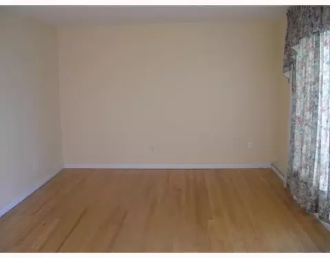 4832 Chippendale, Springfield, OH 45503 photo 4