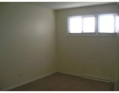 4832 Chippendale, Springfield, OH 45503 photo 6