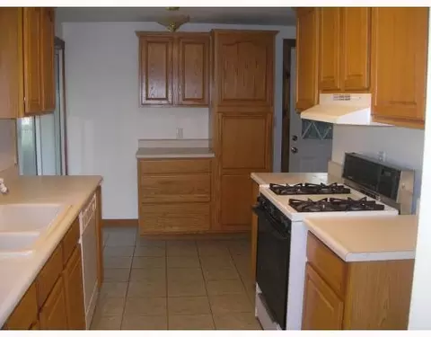 4832 Chippendale, Springfield, OH 45503 photo 2