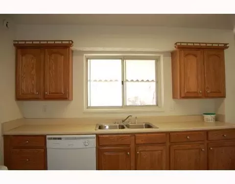 72 Poplar St, Dayton, OH 45415 photo 3