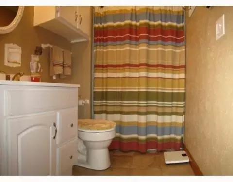 2665 Home Orchard Dr, Springfield, OH 45503 photo 9