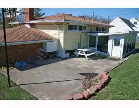 738 S Broadmoor, Springfield, OH 45504 photo 11