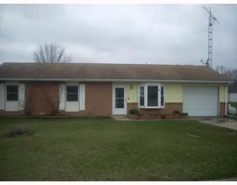 3201 Red Feather Dr, Sidney, OH 45365 photo 1