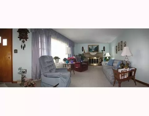 2601 Cavins Dr, Springfield, OH 45503 photo 2
