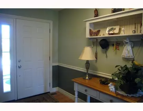 845 Westlake Dr, Troy, OH 45373 photo 3