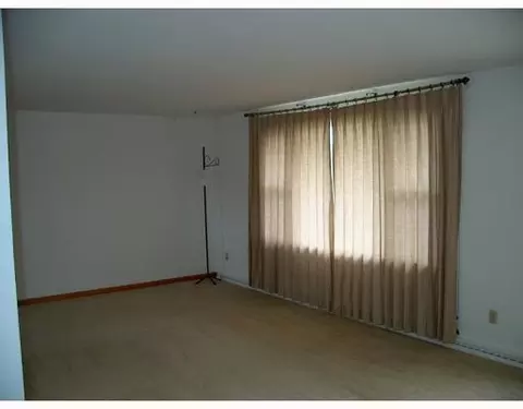 1733 Thomas, Springfield, OH 45503 photo 3